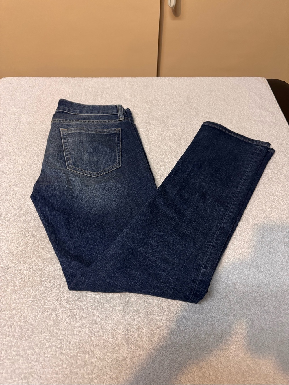 Women’s GAP 1969 Dark Indigo Real Straight Leg Jeans. Size 25 Petite
